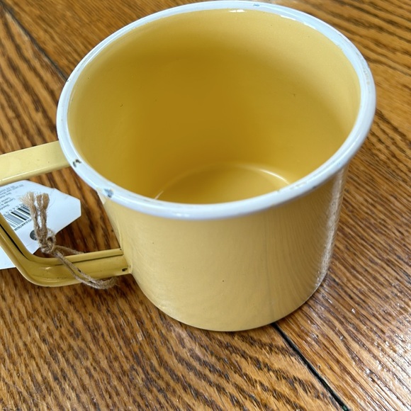 Fiddle + Fern yellow metal mug. Enamel coated, 24 oz.  Farmhouse style. - Picture 5 of 8